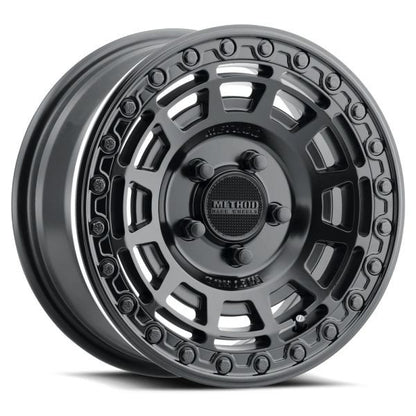 Method MR415 Beadlock 15x10 / 6+4/25mm Offset / 5x4.5 / 76 CB Matte Black Wheel - Gloss Black Ring - MR415510121064B