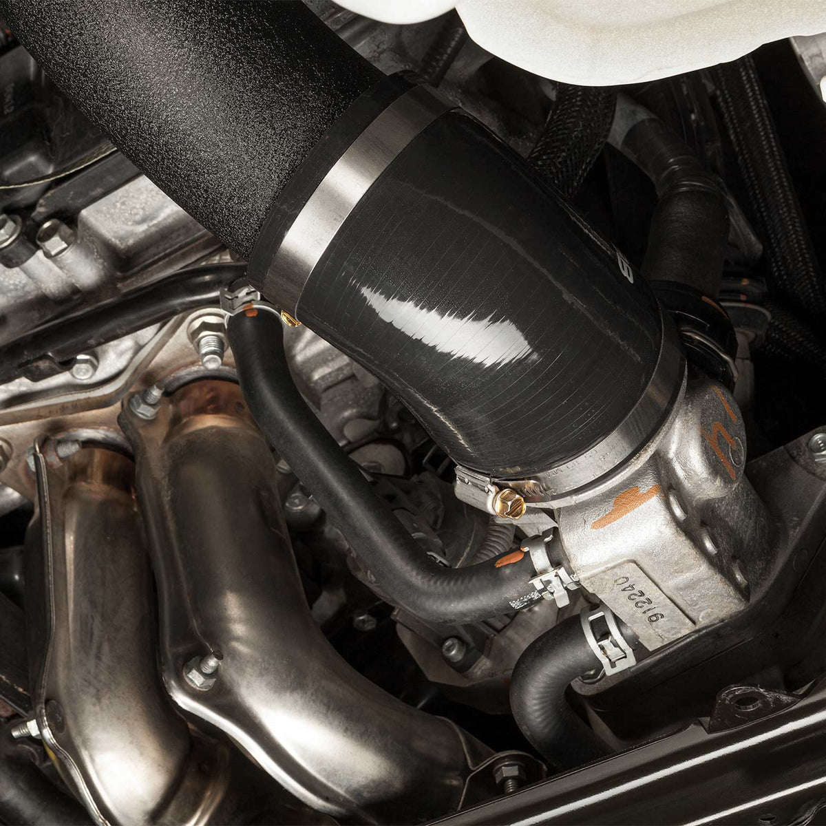 COBB Intake Tube For 2020+ Subaru Outback XT / Wilderness - Installed 2