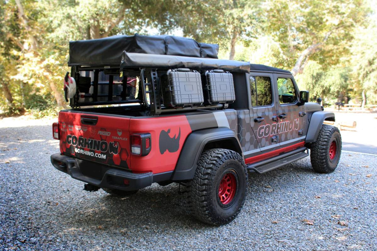 Go Rhino 20-21 Jeep Gladiator JT Dominator Extreme D1 SideSteps Complete Kit w/SideStep + Brkts - D14516T - Installed