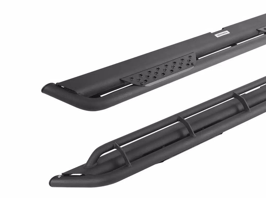 Go Rhino Dominator Xtreme DT SideSteps w/ Brackets For 2024 Toyota Tacoma Double Cab - Close Up