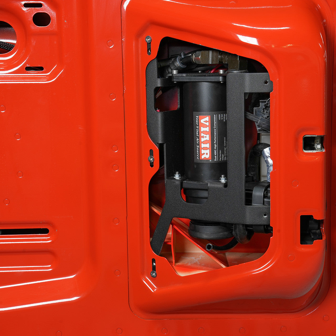 IAG Tailgate Air Compressor System 2021+ Ford Bronco - Compressor Location