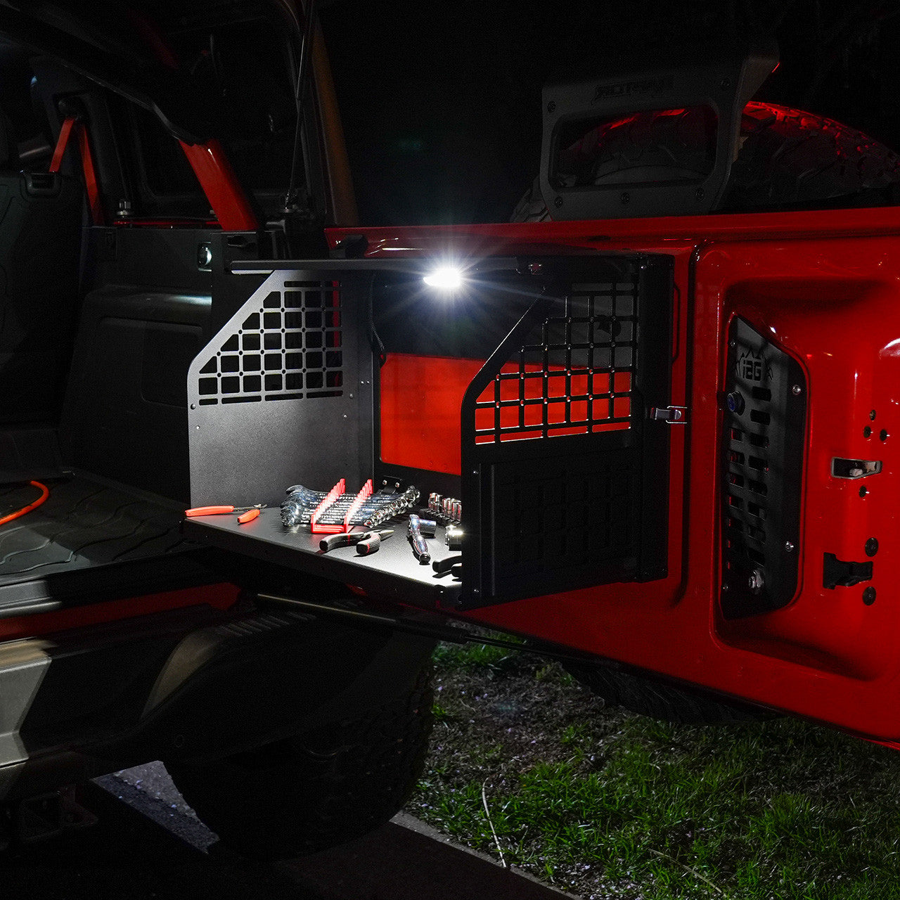 IAG Off-Road Multilevel Tailgate Table Light For 2021+ Ford Bronco