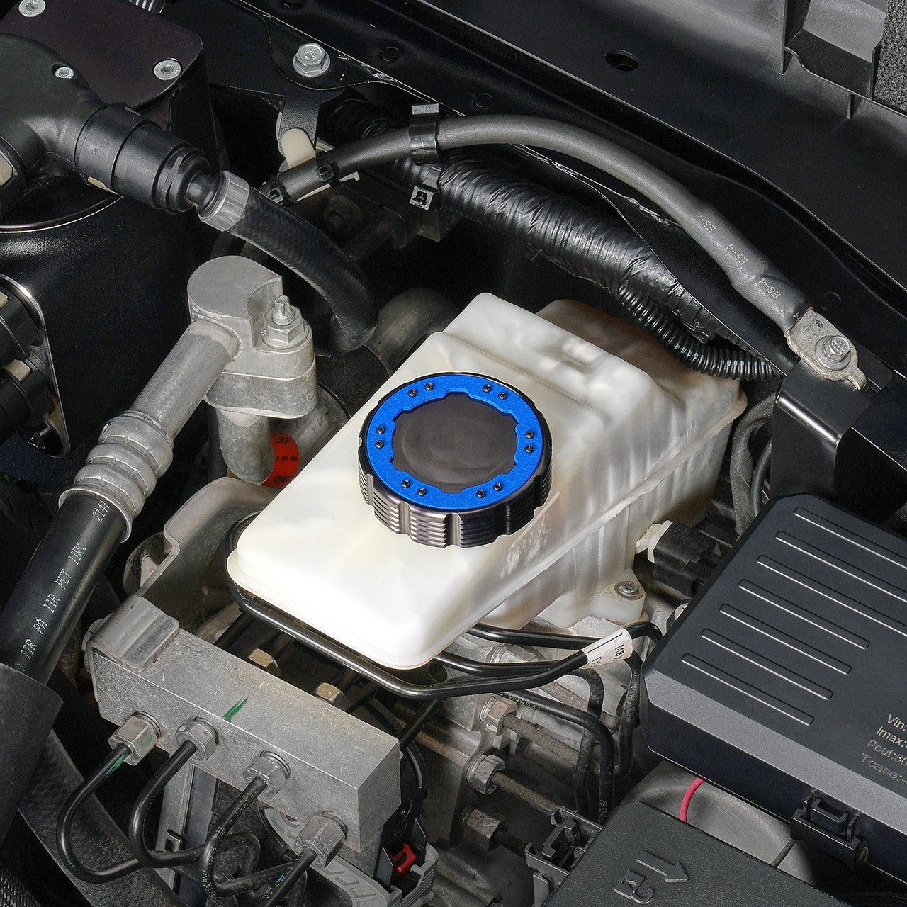 IAG-Off-Road Beadlock Brake Master Cylinder Cap For 2021+ Ford Bronco, 19+ Ranger - Blue Emblem without Symbol Installed Close-up 