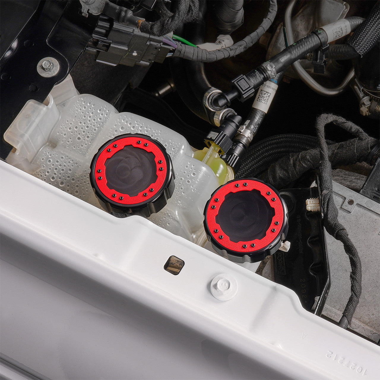 IAG Off-Road Beadlock Washer Fluid Cap For 2021+ Ford Bronco, 24+ Ranger - Red Installed without Emblems