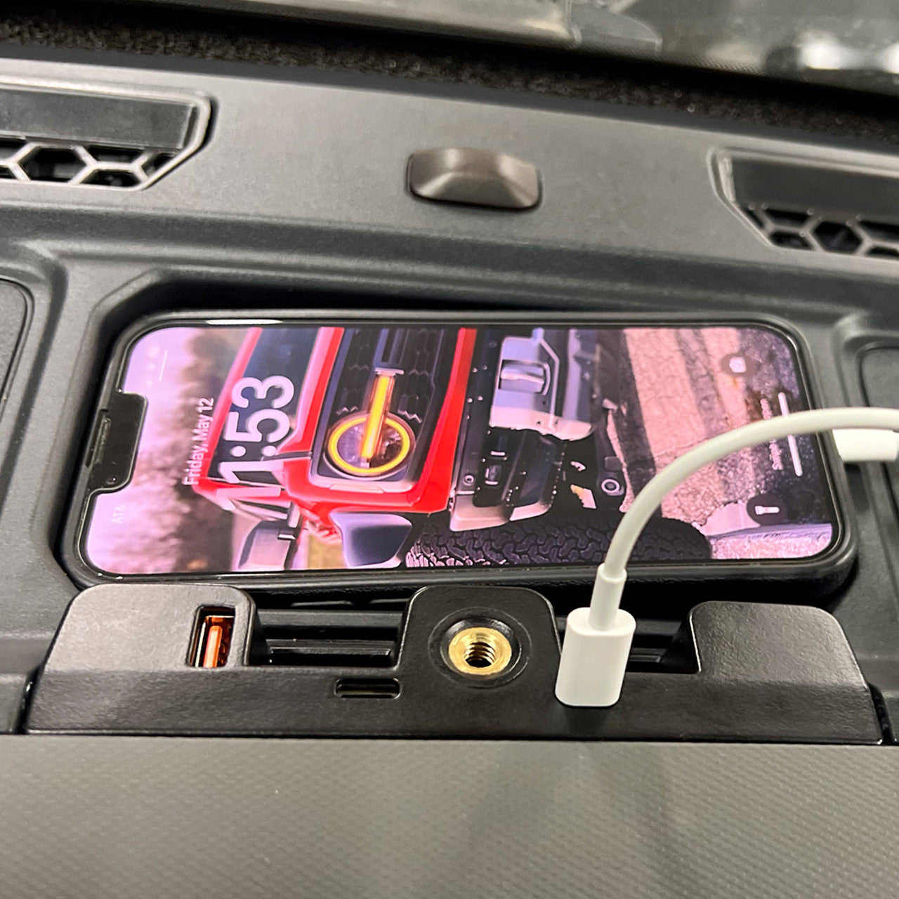 IAG I-Line Dash USB Hub for 2021+ Ford Bronco - Installed 3