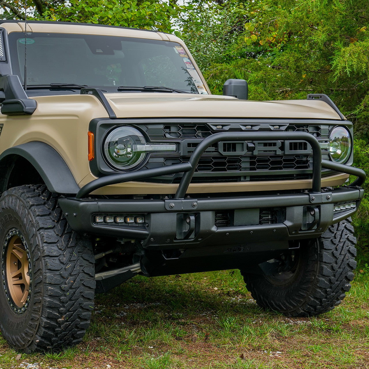 IAG Baja Bull Bar for 2021+ Ford Bronco with Modular Bumper - Mounted Angle 1