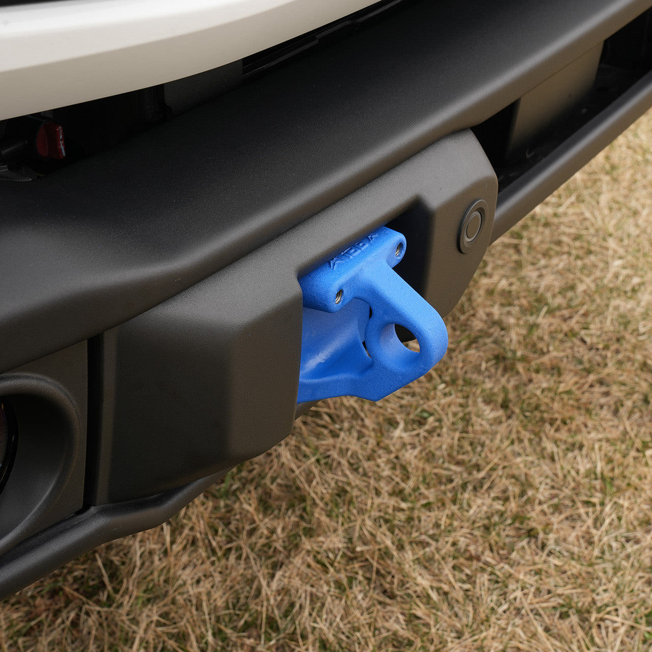 IAG Off-Road FMS Recovery Point Set for 21+ Ford Bronco - Blue Install Close-up