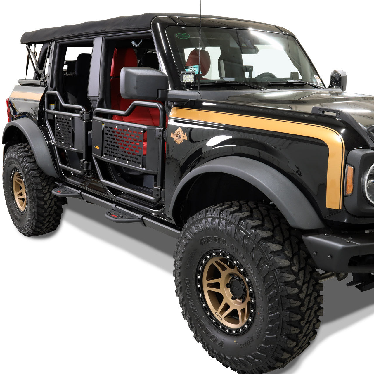 IAG V1 EZ-Step® Add-on for 2021+ Ford Bronco 4 Door - Installed