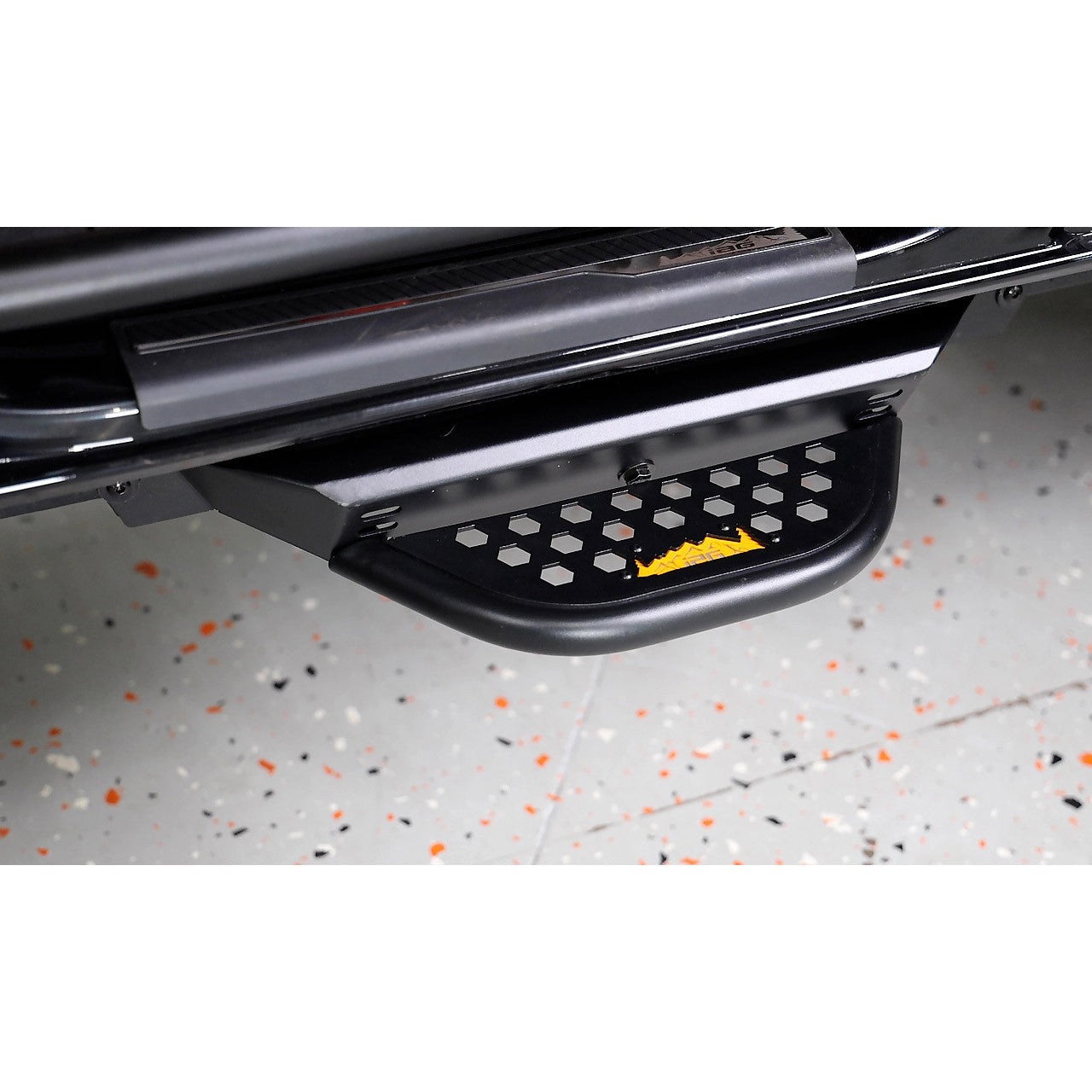 IAG I-Line Small Side Steps 2 pcs For Use Without Factory Rock Rails for 2021+ Ford Bronco - Installed Close-up