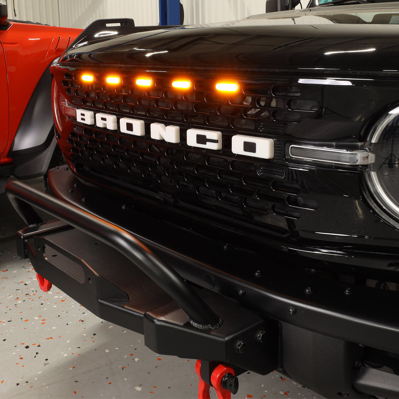 IAG I-Line 5pc Amber Grille Light Kit for High End Grill (Badlands, Wildtrak, First Edition) for 2021+ Ford Bronco - Installed 2
