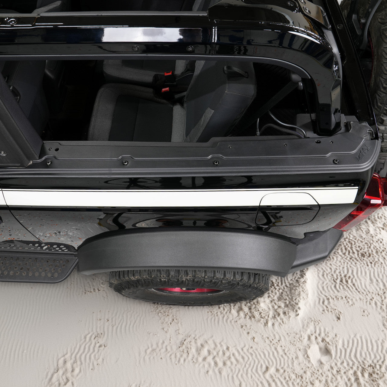 IAG I-Line Rear Tub Rail Protectors 2021+ Ford Bronco Two Door - Installed 3