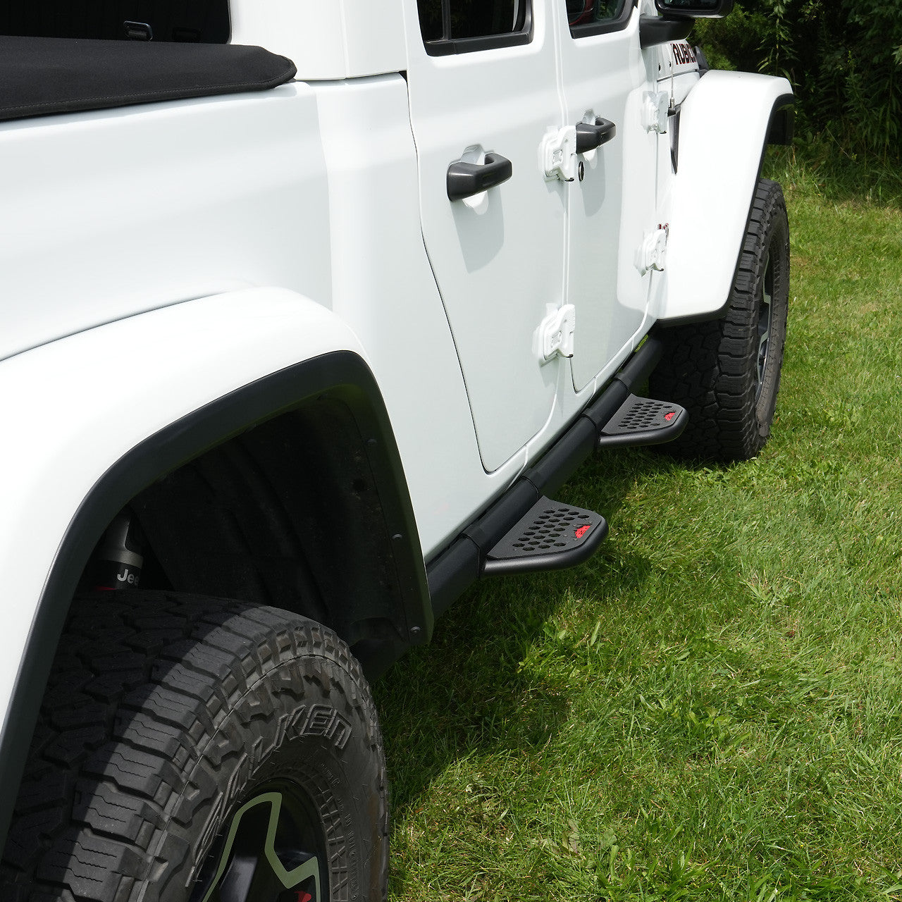 IAG EZ-Step® Add-on (2 Pair) for 2018+ Jeep Wrangler 4 Door / 2020-25 Gladiator - Installed 5