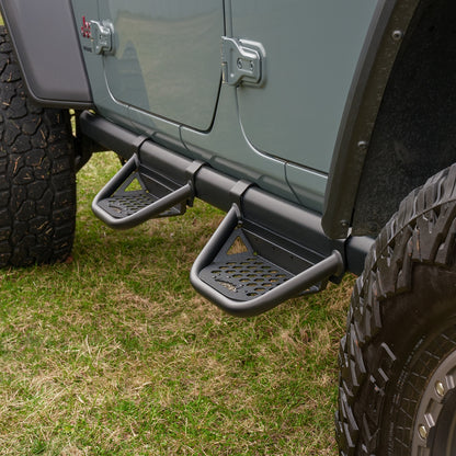 IAG Drop Down EZ-Steps® Add-on for 2018+ Jeep Wrangler 4 Door / 2020+ Gladiator - Installed 