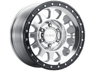 Method MR315 17x8.5 0mm Offset 6x5.5 106.25mm CB Polished Wheel - Gloss Black Lip - MR315785601700