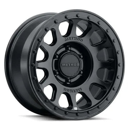 Method MR709 HD Bead Grip 18x 9in / ET12 / 6x135 BP / 87mm Bore - Black Wheel - MR70989016512H
