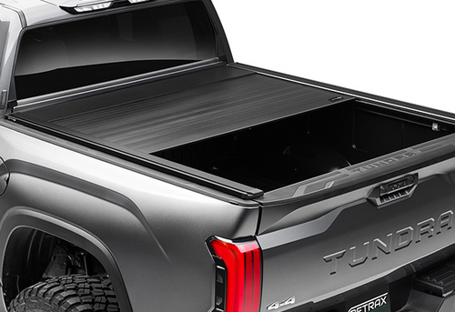 Retrax 18-21 Toyota Tundra CrewMax 5.5ft. Bed (w/Deck Rail Sys) Retrax EQ - EQ0841