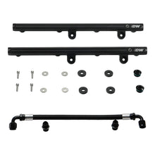 DeatschWerks 05-23 Dodge and Chrysler Hemi Fuel Rails w/ Crossover - 7-101